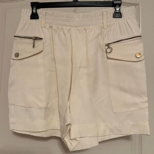 Zara Cream Women's Cargo Shorts